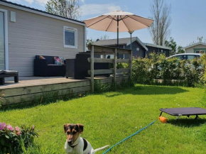 Comfortable chalet with dishwasher, near the Wadden Sea